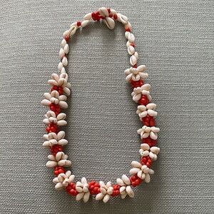 Retro Red Kukui and Shell Lei